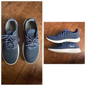 allbirds Women Sz 7 tree runner Sustainable Navy Blue Mesh Sneakers indeed logo
